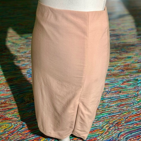 Theory ‘Siliya Edition’ Front Slit Pencil Skirt in Blush Pink Size 00 - Picture 3 of 13